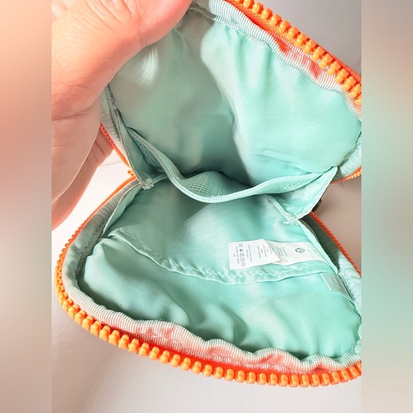 Lululemon Easy Access Crossbody Bag O/S (ATGN/TIDT) Orange Green - Picture 6 of 9